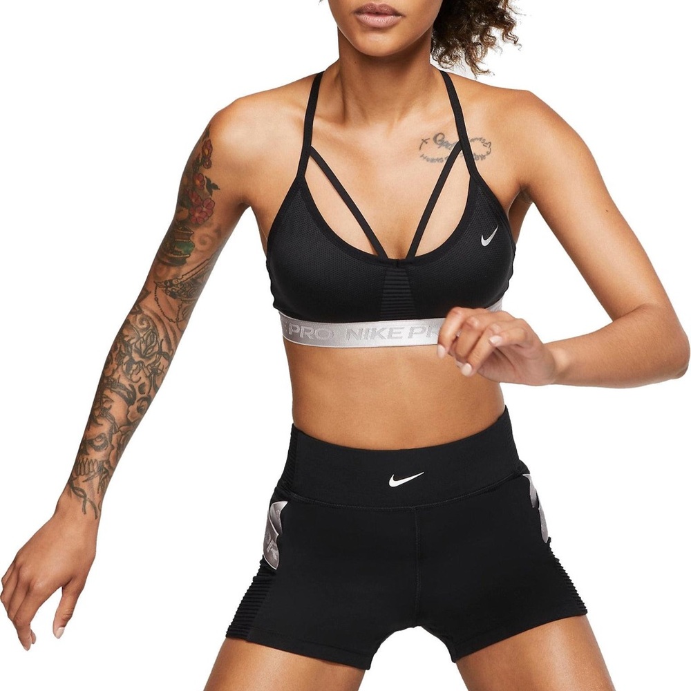 Nike women’s pro Indy sports bra